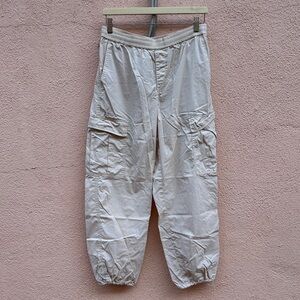 Women’s Cream Cargo Pants